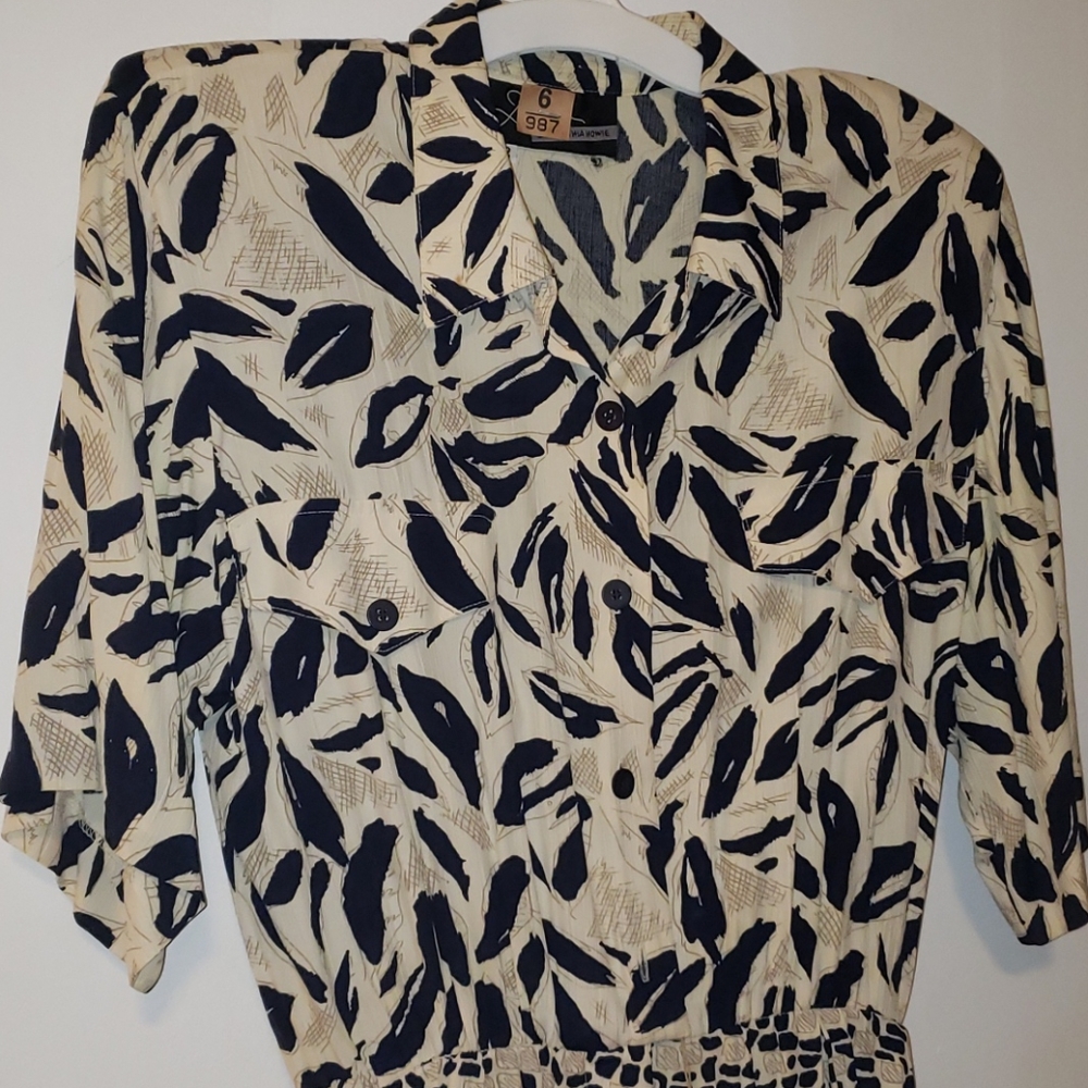 Cynthia Howie patterned romper size 12